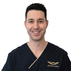 Dr. Répási Márk - dentalangels.hu