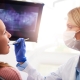 Ínyplasztika visszahúzódott ínyre – Kriszta esete megmutatja, hogy soha nem késő - dentalangels.hu