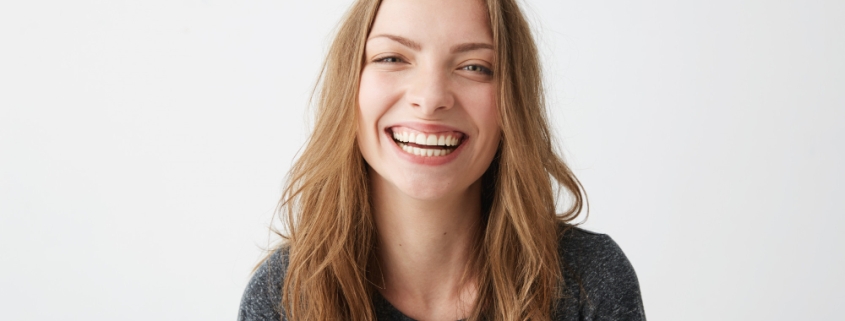 A láthatatlan fogszabályzó titkai mire figyelj, ha igazán elegáns megoldást keresel - dentalangels.hu